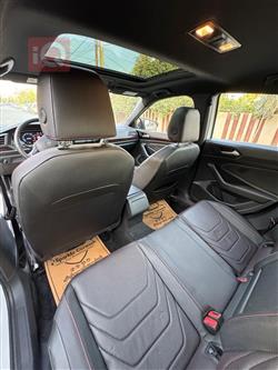 ڤۆڵکسواگن جێتا